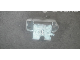 Zámek zadních dveří 82510M68K00000   Suzuki Alto 2014