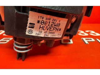 Подушка безопасности водителя 1T0880201A Volkswagen Polo