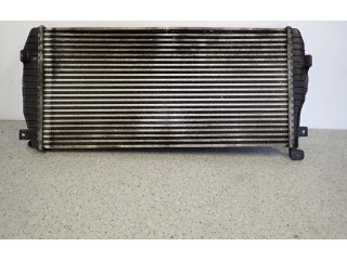 Радиатор интеркулера    KIA Carens II