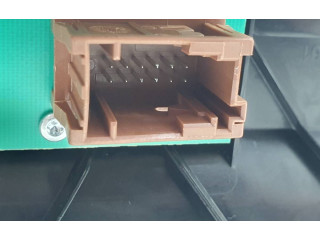 Дисплей    015609136800   Alfa Romeo Giulietta