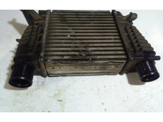 Интеркулер 8200471885 Renault Clio II