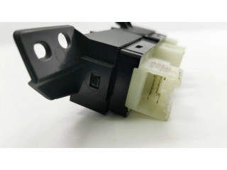 Включатель электрических окон