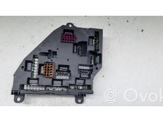 Pojistková skříňka 9151322 BMW 7 F01 F02 F03 F04 2010