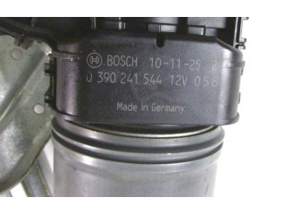 Моторчик дворников 8200619512    Dacia Duster