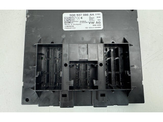 Блок комфорта 5Q0937086AH, F005V01737 Skoda Octavia Mk3 (5E)