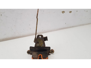 Замок задней крышки