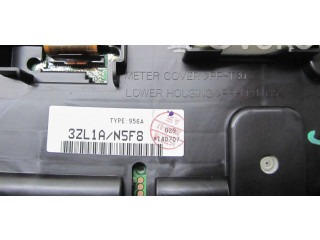 Přístrojová deska Nissan Pulsar 2014 3ZL1A