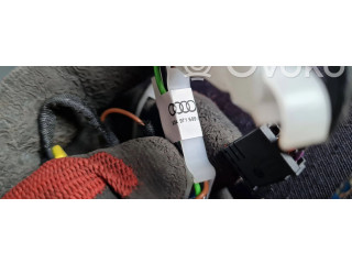 Подушка безопасности водителя 83A971589A Audi Q3 F3