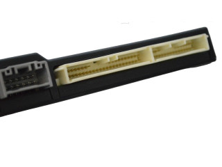 Turbodmychadlo Блок управления дверью 104549000G Tesla Model X L2S