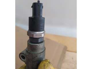 Vstřikovací lišta 0281002527 Volvo S80