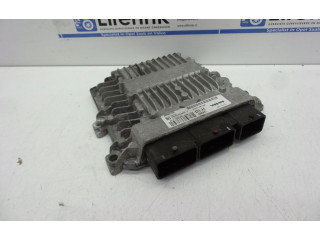 Блок управления впрыском 31211081   Volvo V50