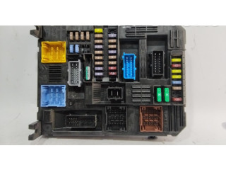 Блок предохранителей 983288108000 Peugeot 2008 I