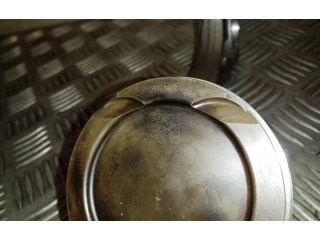 Поршень с шатуном 31460828 Volvo XC90