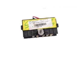 Pojistková skříňka YM40817680 Peugeot RCZ 2010