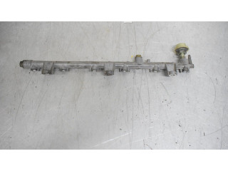 Топливная рампа Lexus IS 200-300