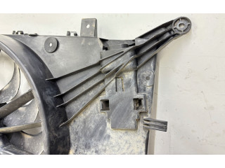 Электрический вентилятор радиаторов  30741144   Volvo V70 