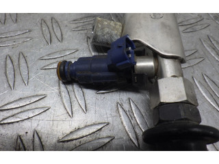 Топливная рампа 353102B000   KIA Ceed  