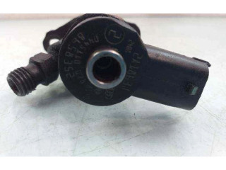 Форсунка 8658352, 8658352 Volvo S60 D5244T2