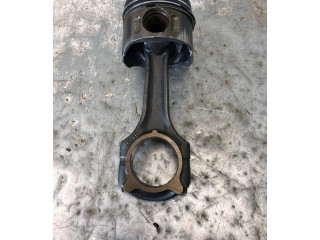 Píst Mercedes-Benz E W211 648.961