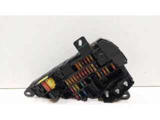 Pojistková skříňka 6906603 BMW 5 E60 E61 2005