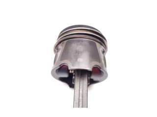 Píst K9K636 Nissan Juke I F15 K9K636