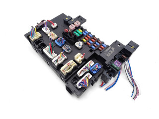 Блок предохранителей 8637B680 Mitsubishi Outlander