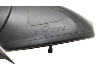 Зеркало электрическое Skoda Yeti (5L) 2009 - 2017 года