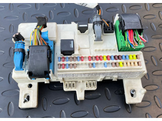 Блок предохранителей 31268178, 31296881   Volvo V50       