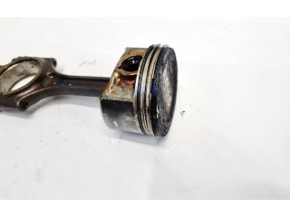 Поршень с шатуном Volvo V70