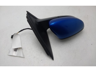 Зеркало электрическое Skoda Fabia Mk3 (NJ) 2015 - 2021 года