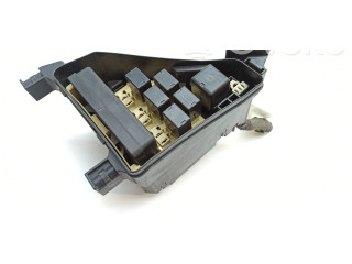 Блок предохранителей  3280YA1, 8921950020   Lexus LS 430    