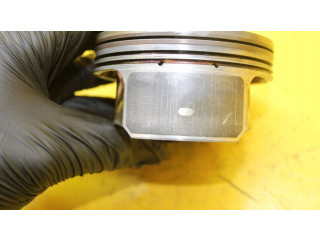 Поршень (поршни) 092190 Jaguar XJ X351