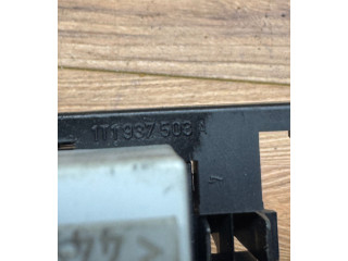   Pojistková skříňka 1T1937503A   Volkswagen Caddy 2011