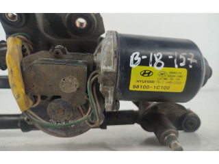 Моторчик дворников 981001C100    Hyundai Getz