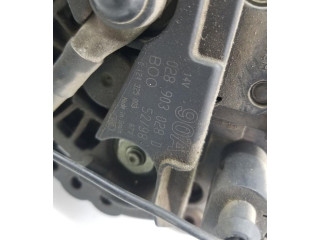 Генератор 028903028D Volkswagen New Beetle