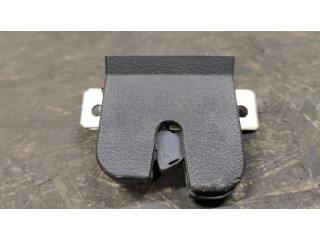 Замок задней крышки