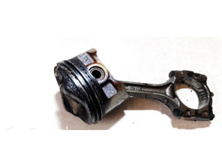 Поршень с шатуном Mitsubishi Carisma для бензинового двигателя 1.8