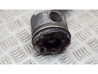 Píst A6110300320, A6110300717   Mercedes-Benz C W203  pro naftový motor 2.2 OM 611.962 
