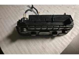 Блок управления климат-контролем 30746022, 05W45E04 Volvo V70