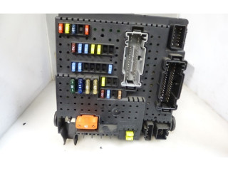 Блок предохранителей 30728512, 30728512 Volvo S60