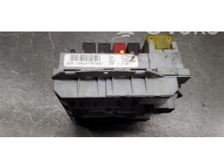 Блок предохранителей  51739427   Fiat Idea    