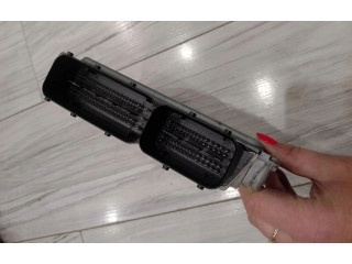 Блок управления двигателем Блок управления 03F906070GN   Audi A1