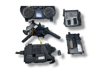 Комплект блоков управления 12647212, 13257534   Opel Meriva B