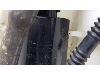 Бачок оконной жидкости    