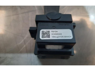 Ручка стеклоочистителей 31456042   Volvo V70