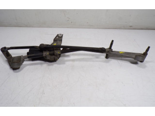 Моторчик дворников A1768200040, A1769061800    Mercedes-Benz CLA C117 X117 W117