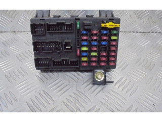 Pojistková skříňka 91198-1C211 Nissan Primera 1999