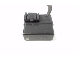 Блок предохранителей 2523079917, 252307996A   Infiniti Q70 Y51    