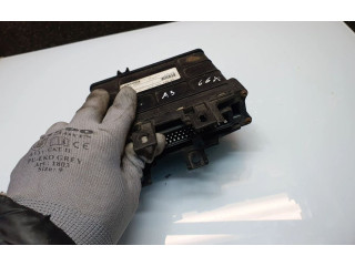 Блок управления коробкой передач 01M927733AK, 5WK3352A Audi A3 S3 8L