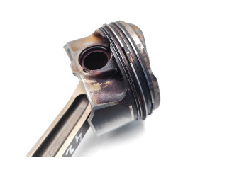 Поршень с шатуном SFJB SFJB Ford Fiesta